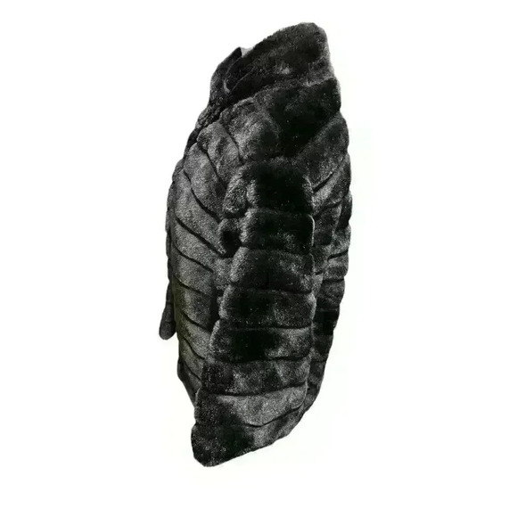 Cherokee Girl's XL 14/16 Faux Fur Coat Button Up with Red Lining - Picture 5 of 7